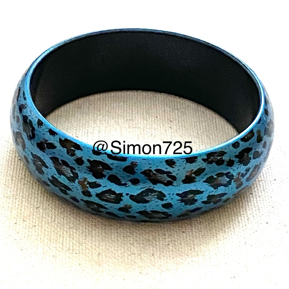 Animal Print Bangle Bracelet Blue